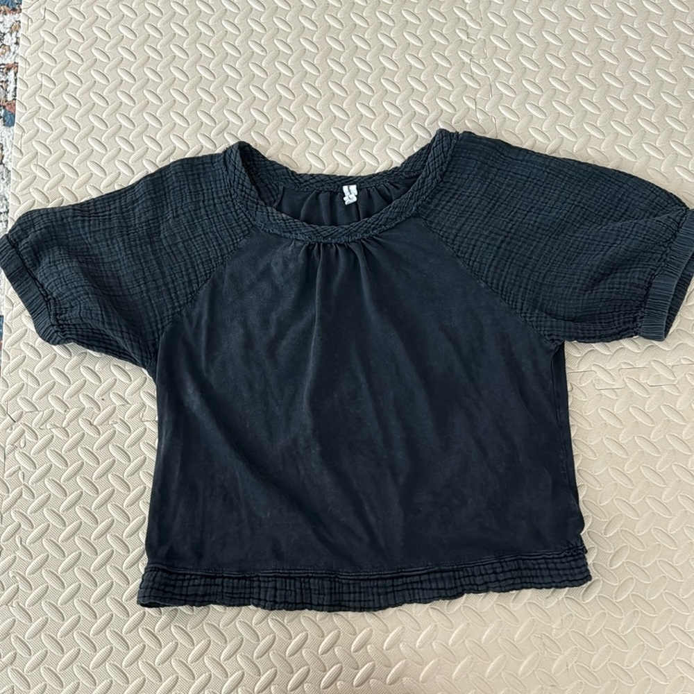 Daily Practice Distressed Black Top